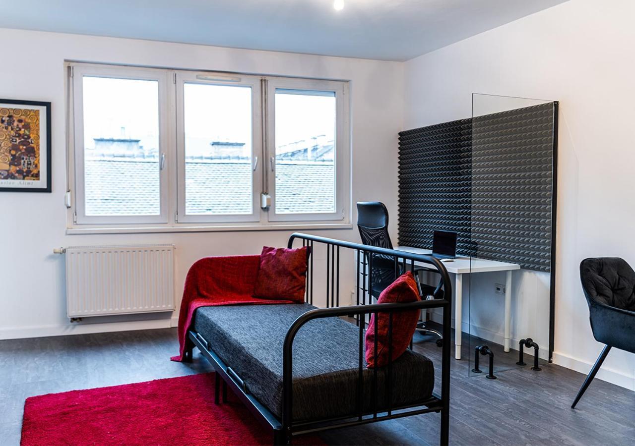 Ferienwohnung Free Parking - Downtown Location, Balcony & Nespresso Budapest Exterior foto