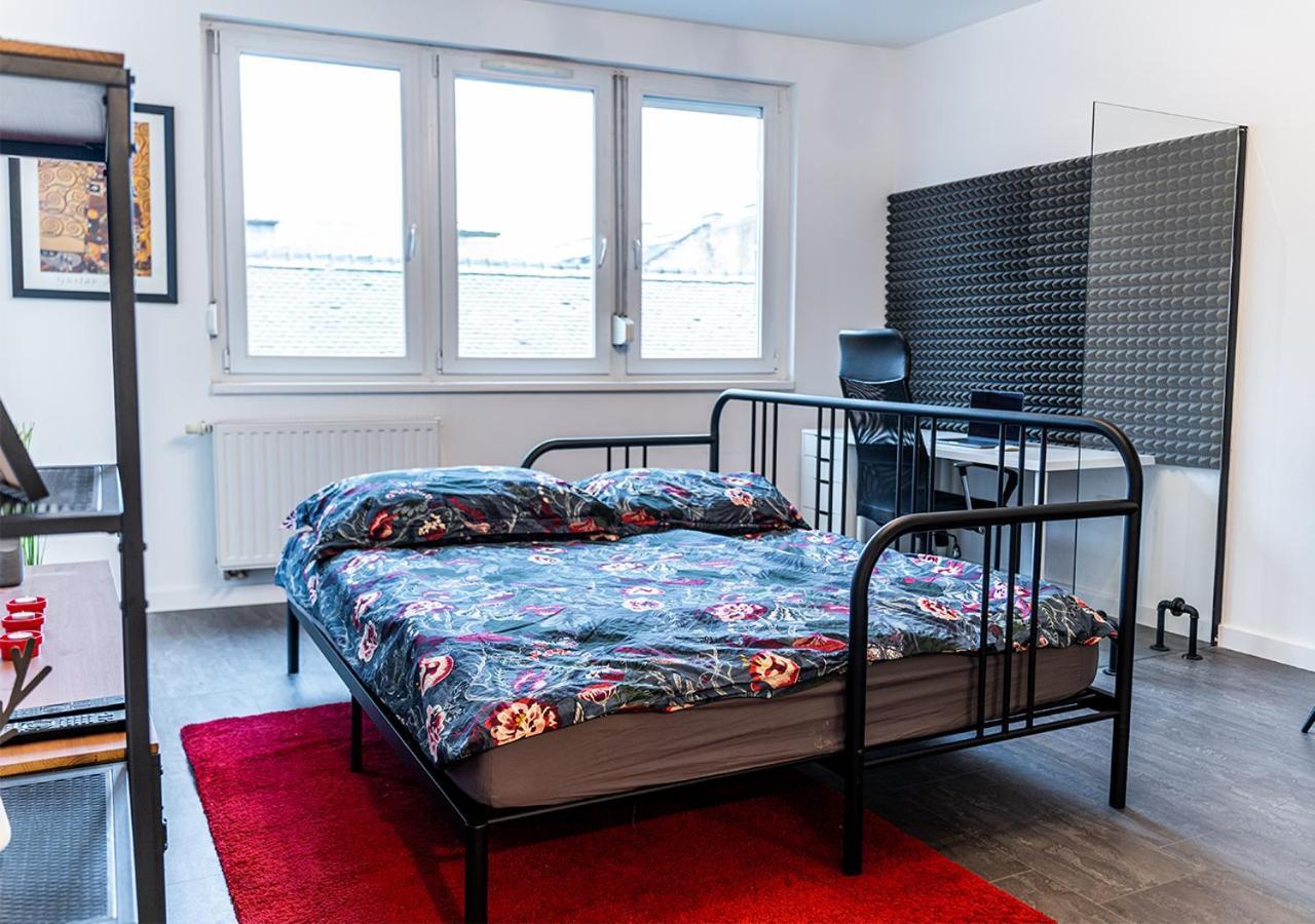 Ferienwohnung Free Parking - Downtown Location, Balcony & Nespresso Budapest Exterior foto